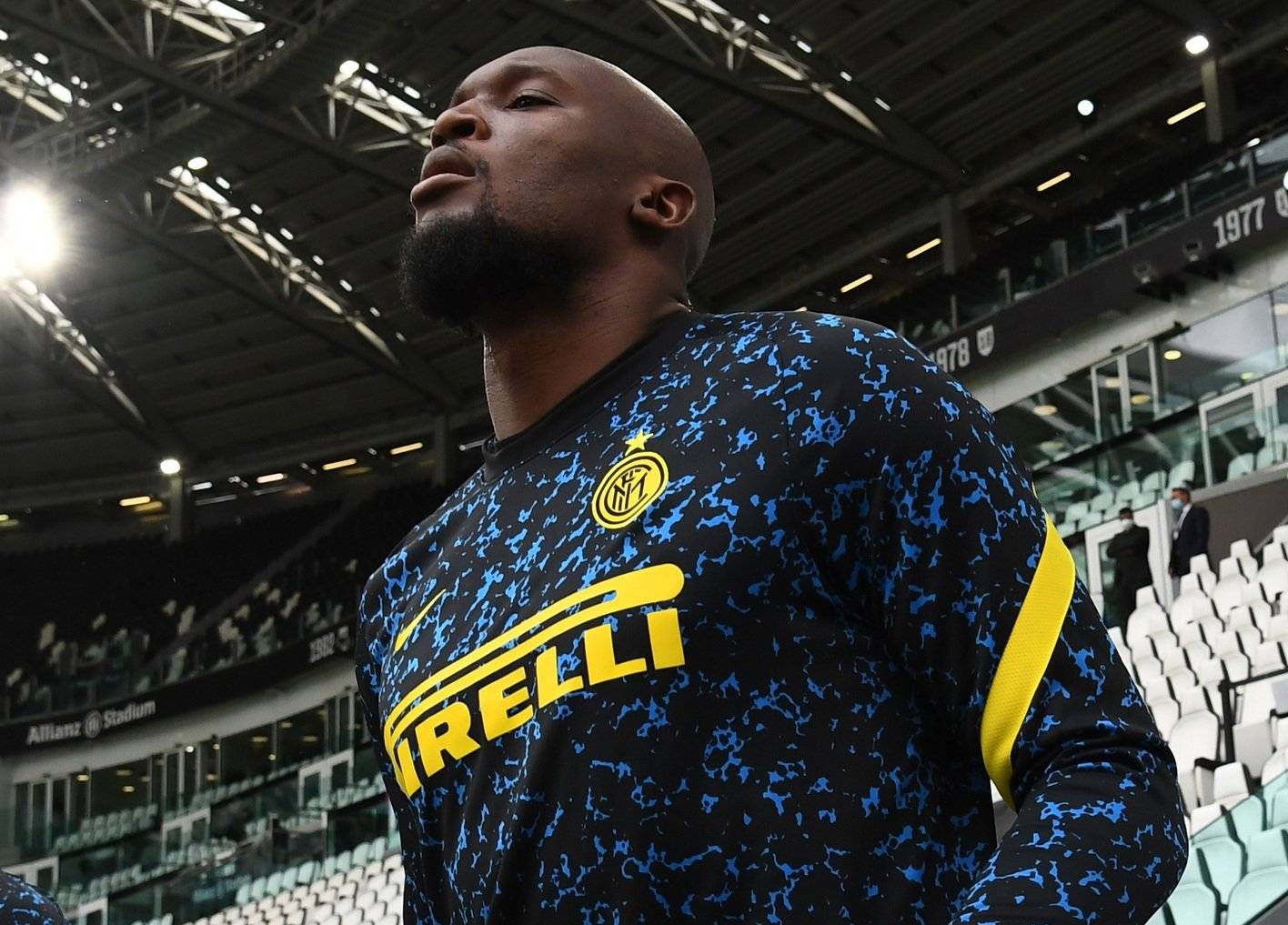 季初依然是 季初依然是