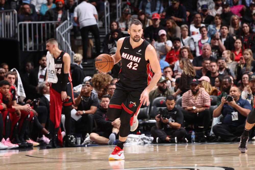 让我们拭目 让我们拭目